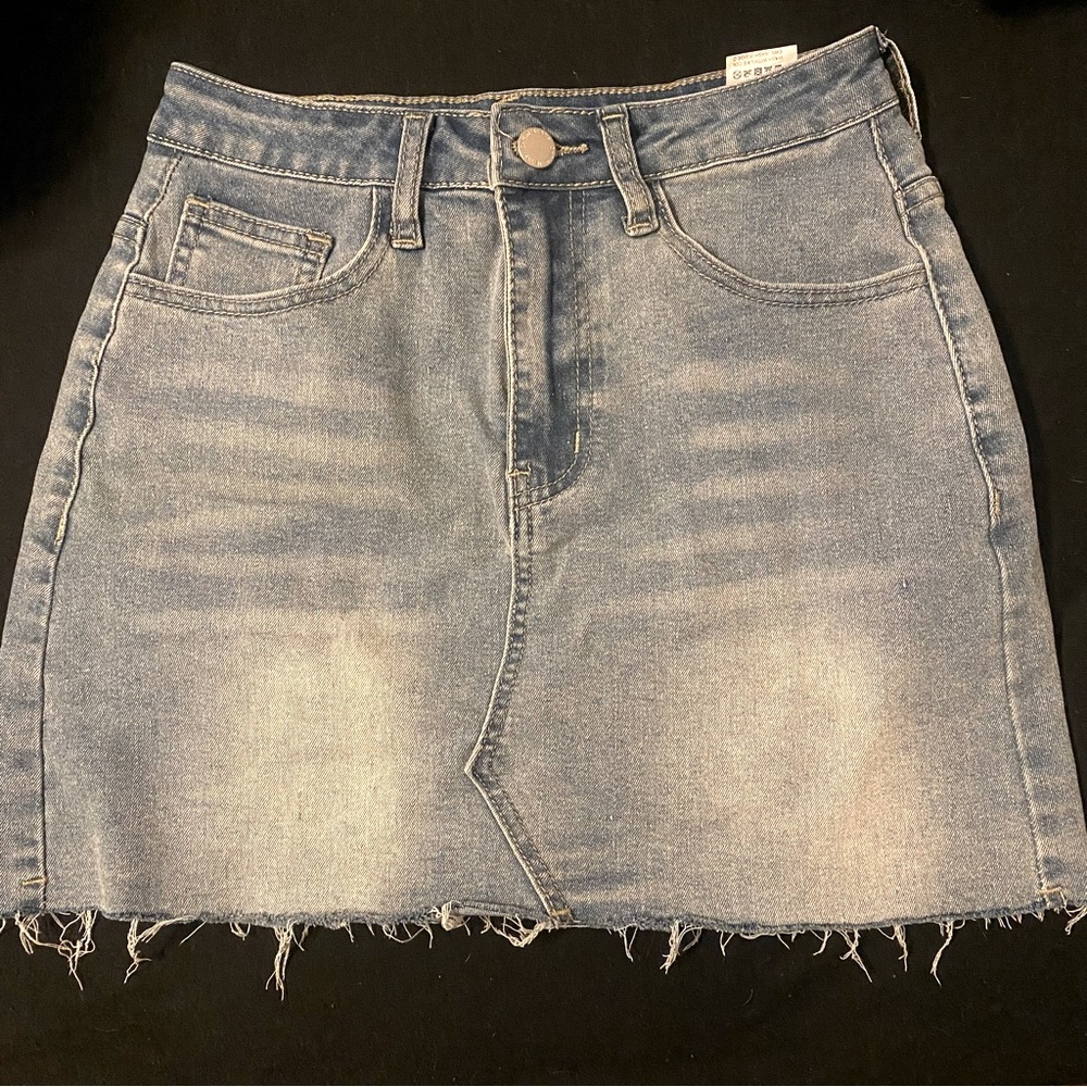 denim skirt